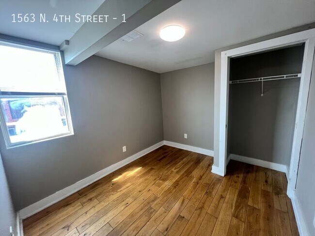 Building Photo - 1563 N 4th St