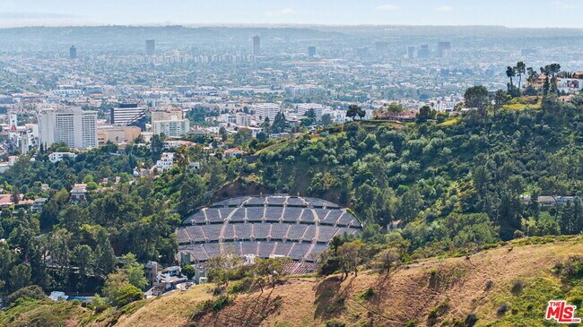 Building Photo - 2700 Cahuenga Blvd