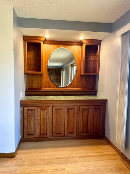 Building Photo - 7303 Glouchester Dr