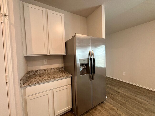 Building Photo - 2024 3-bed 2-bath home in Converse