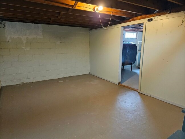 Building Photo - 16 McKenzie Dr