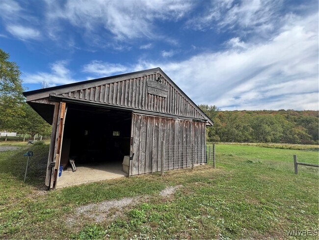 Building Photo - 5445 E Creek Rd