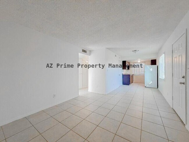 Building Photo - 1455 N 53rd Dr