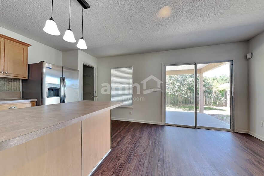 Building Photo - 76251 Long Pond Loop