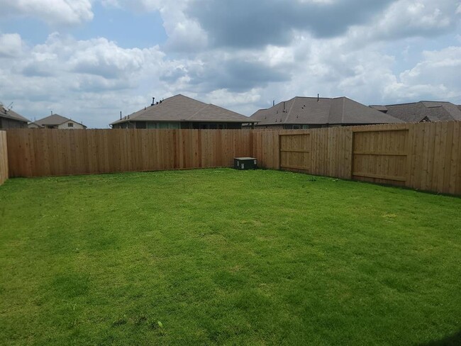 Building Photo - 1037 Tillman Ln