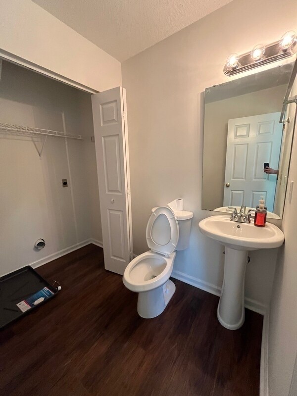 Building Photo - 5906 Black Bear Ct