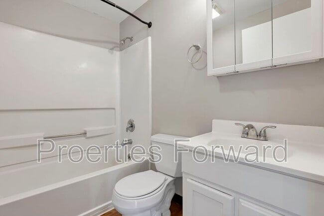 Building Photo - 873 Joyful St