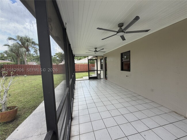 Building Photo - 10431 NW 1st Ct