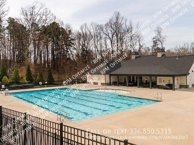 Building Photo - 1513 Aberdeen Dr