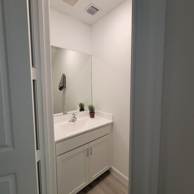 Building Photo - 8978 Zevon Ct