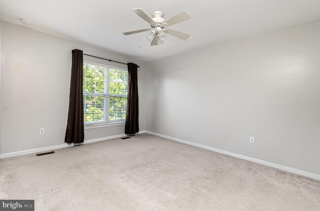 Building Photo - 2190 Sewanee Dr