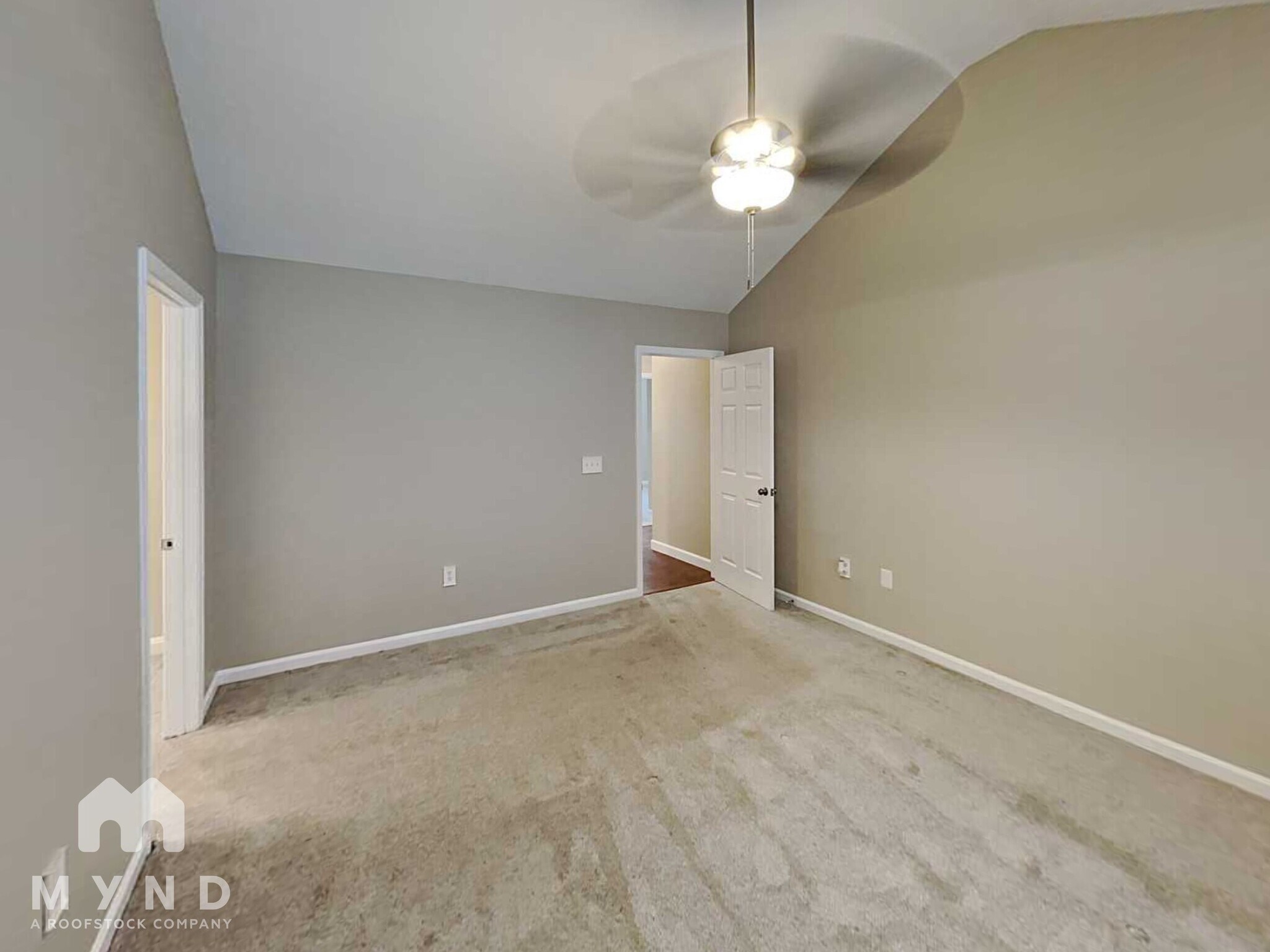 Building Photo - 816 St Andrews Pl