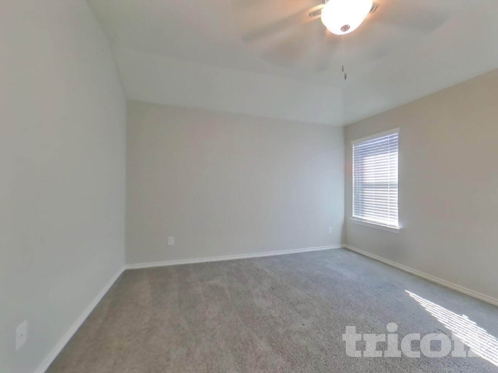 Building Photo - 3609 Doris Dr