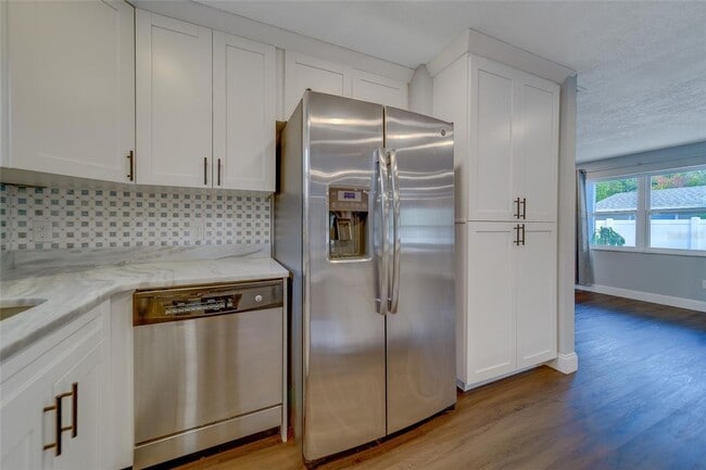 Building Photo - 3/2 home - Renovated in Dunedin