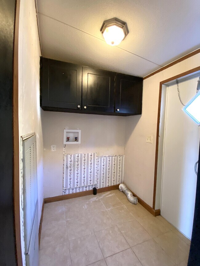 Building Photo - 54 Windy Hill Rd