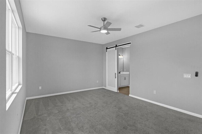 Building Photo - 819 Ballantyne Dr
