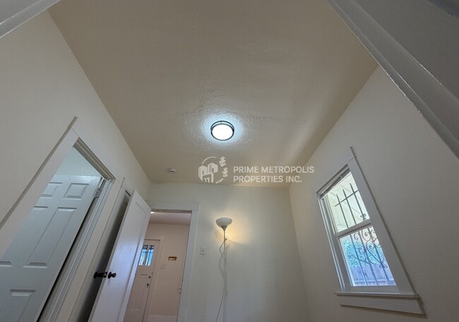 Building Photo - 1715 82nd Ave