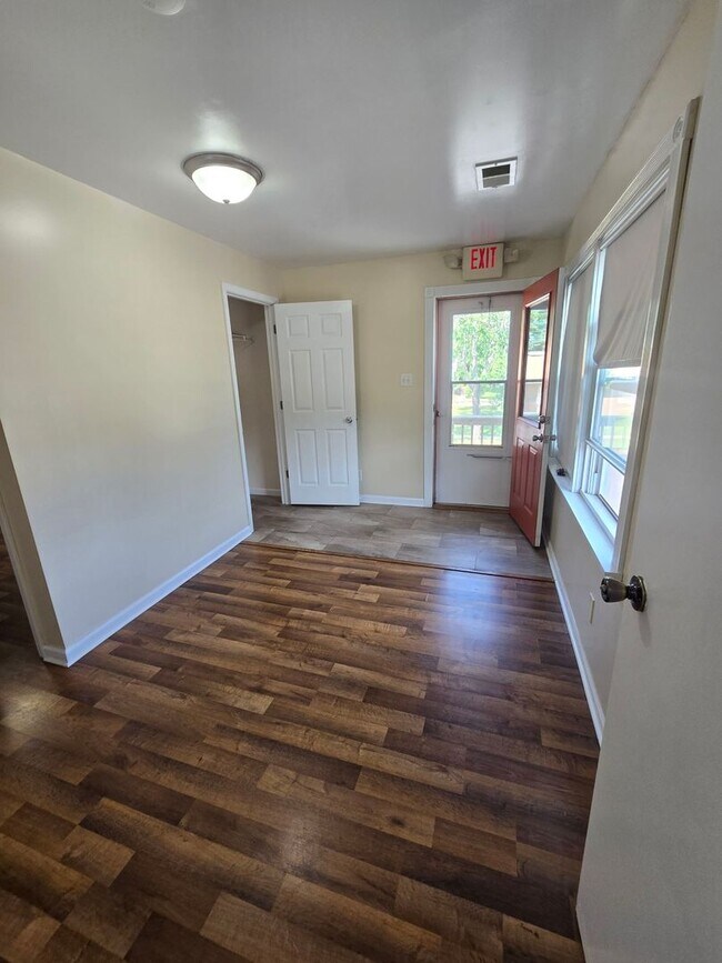 Building Photo - 3334 Michigan St