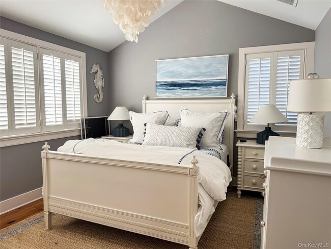 Building Photo - 112 Central Ave