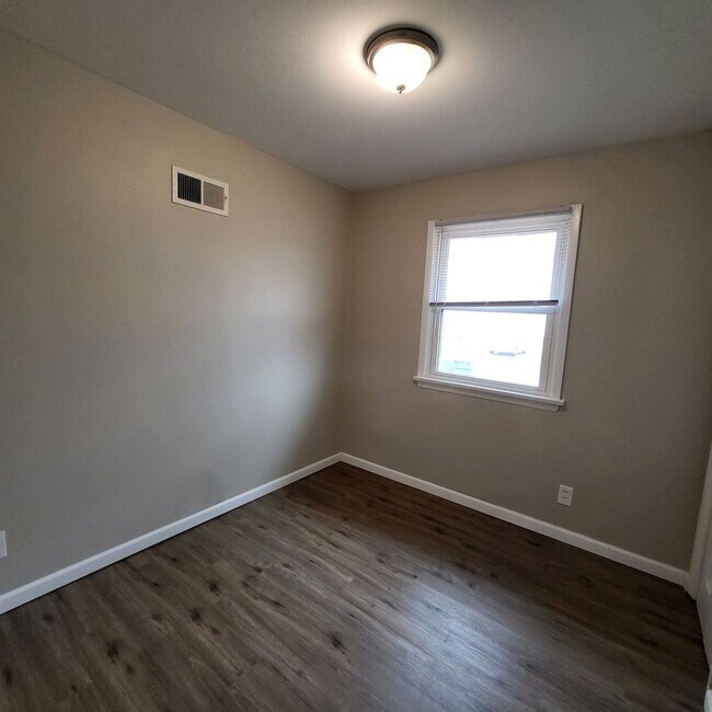 Building Photo - Welcome to Walker - $250 Off First Month's Rent