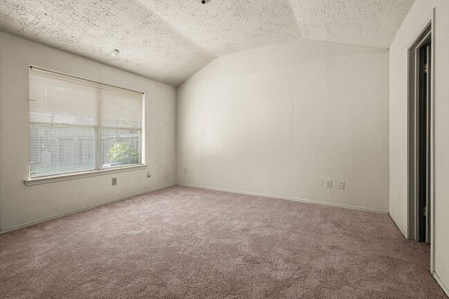 Building Photo - 12007 Mountain Ridge Rd