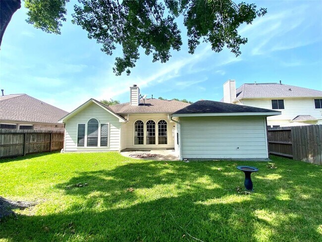 Building Photo - 20723 Spring Rose Dr