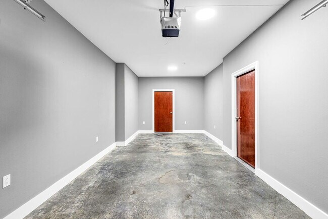 Building Photo - 109 E Orchard Loop
