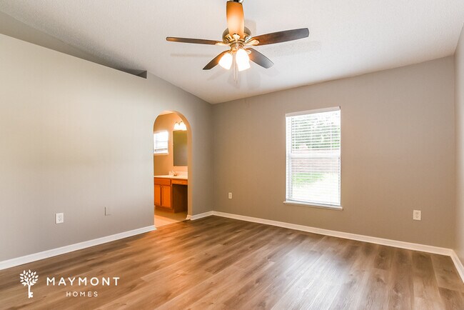 Building Photo - 14145 Econ Woods Ln