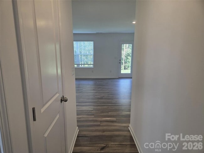 Building Photo - 721 Espresso Dr