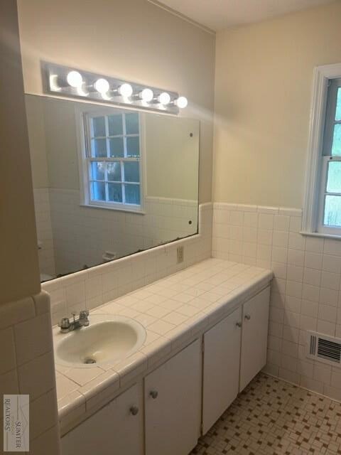 Building Photo - 1760 Peach Orchard Rd