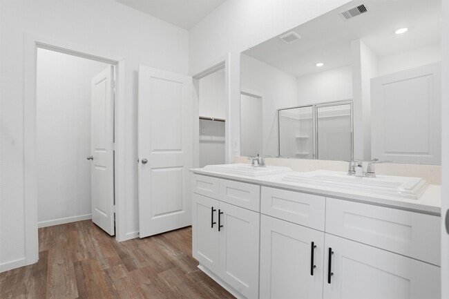 Building Photo - 3005 Teal Breeze Ln