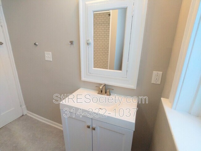 Building Photo - 2606 Louisiana Ave