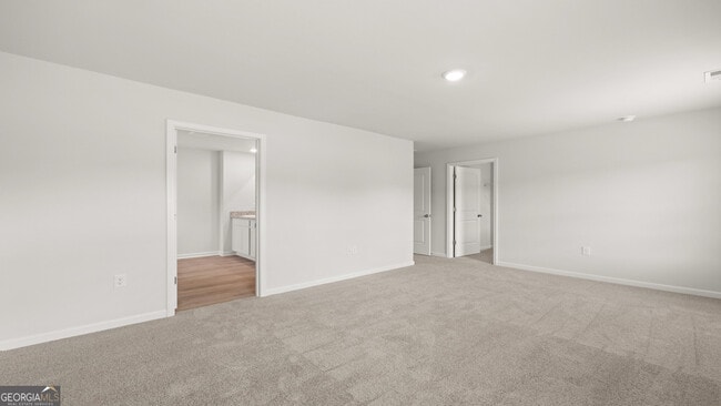 Building Photo - 102 Glenrise Dr