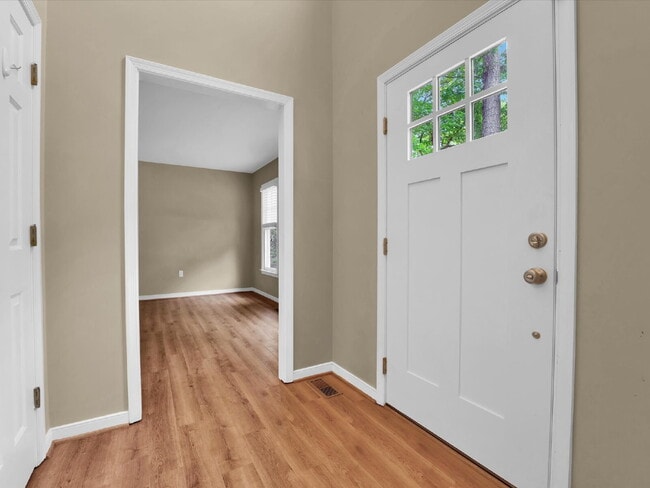 Building Photo - 2409 Eagles View Pl