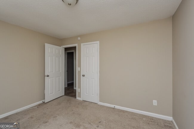 Building Photo - 5541 Shirewick Ln