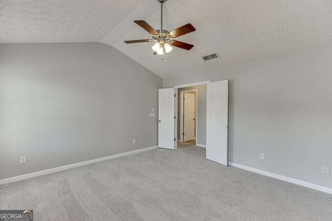 Building Photo - 678 Clairidge Elm Trail SW