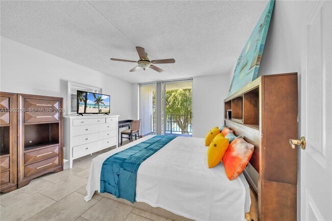 Building Photo - 601 Three Islands Boulevard