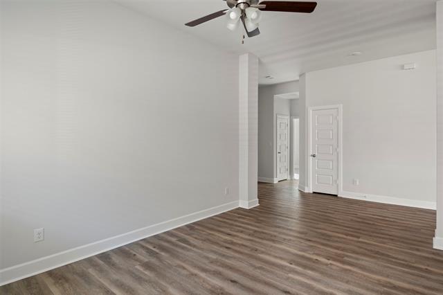 Building Photo - 2111 Clearwater Way