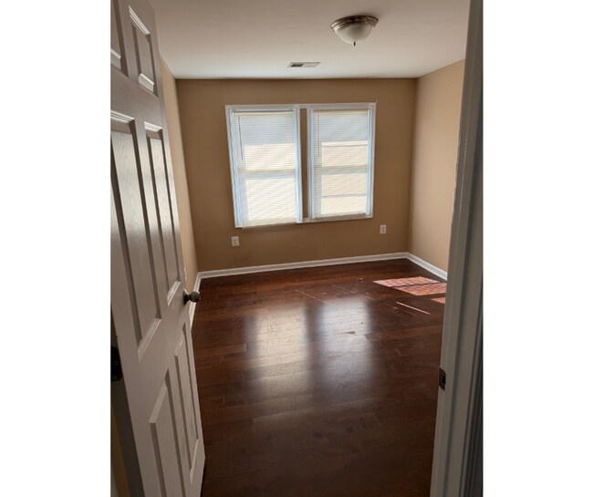 Building Photo - 4217 Moravia Rd