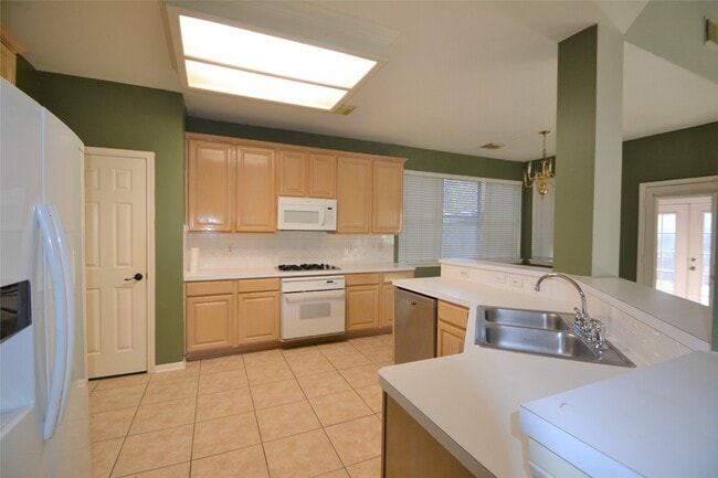 Building Photo - 15307 Amesbury Ln