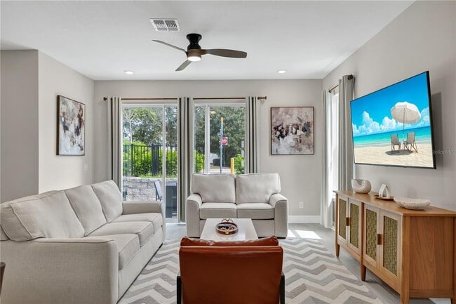 Building Photo - 7833 Spectrum Dr