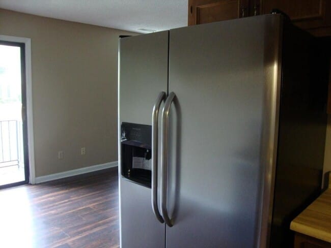 Building Photo - 5759 Brentwood Trace