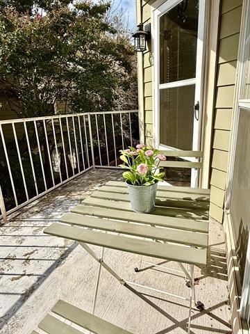 Building Photo - 7151 Gaston Ave