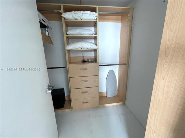 Building Photo - 350 S Miami Ave