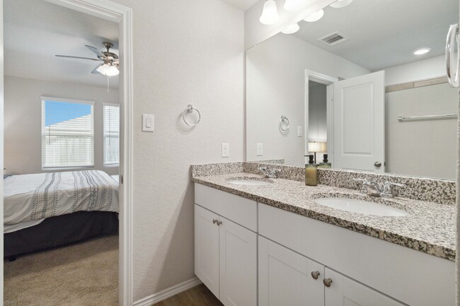 Building Photo - 507 Agave Flats Dr