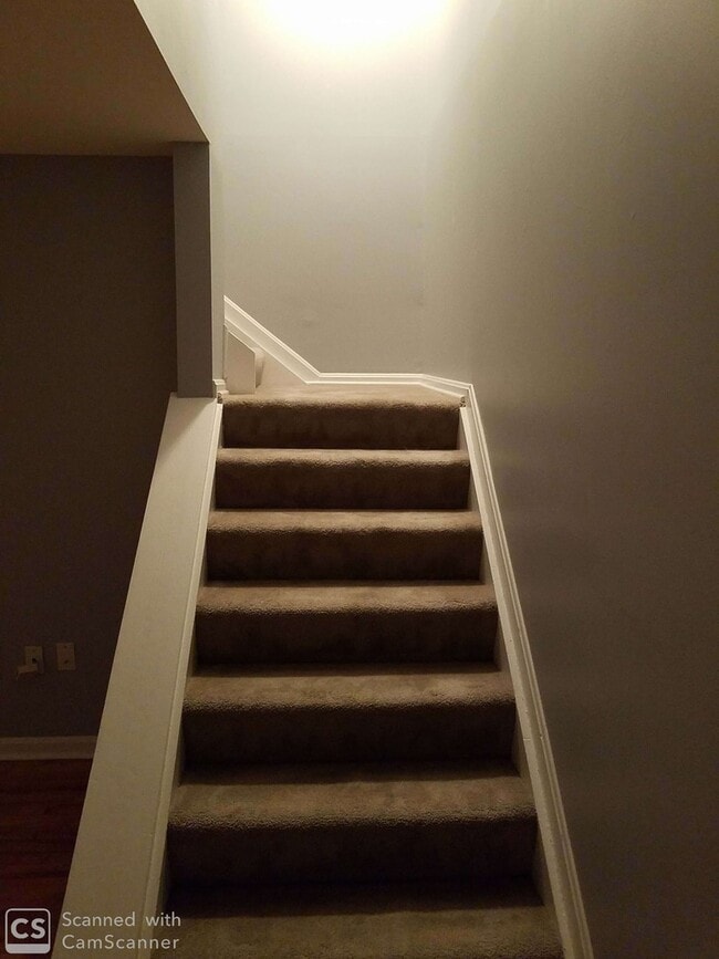 Building Photo - Coming soon May 2024!  2 bedroom condo in ...