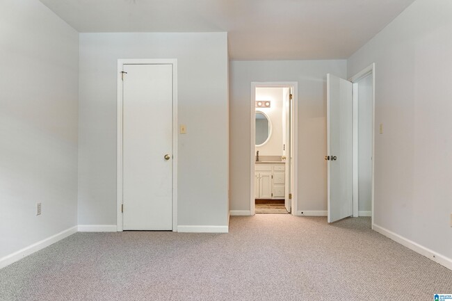 Building Photo - 3394 N Broken Bow Dr