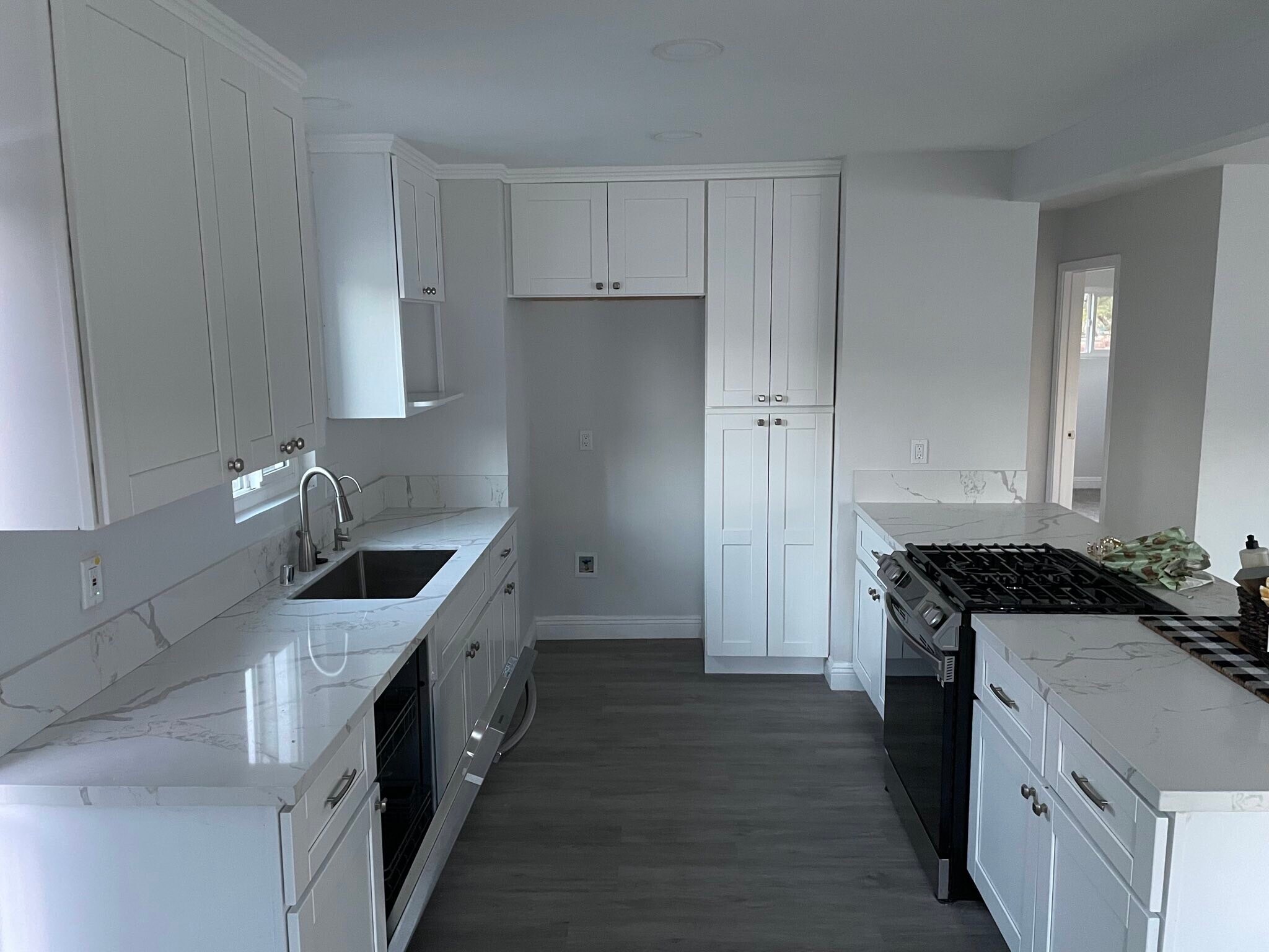Building Photo - 1222 Willowside Ter