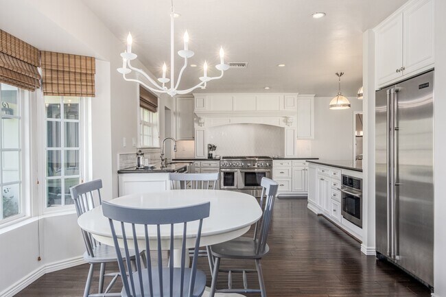 Building Photo - 5214 N 43RD PL