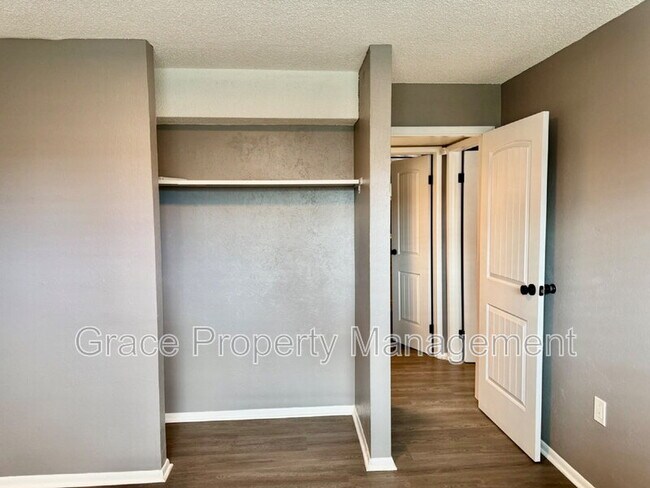 Building Photo - 16259 W 10th Ave